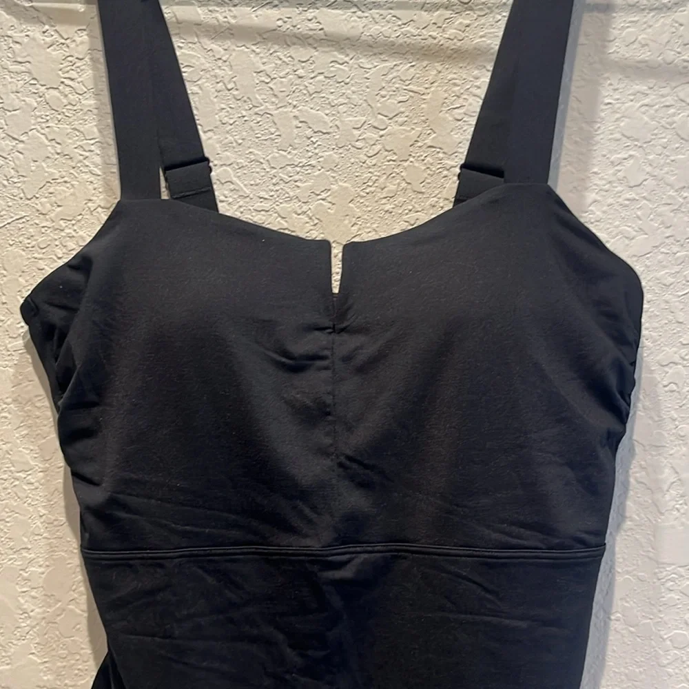 ATHLETA SQUARE NECK V‎ ONE PIECE SWIMSUIT